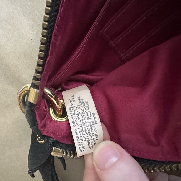 Juicy Couture - Black Leather Wristlet Wallet - GUC - Picture 4 of 7